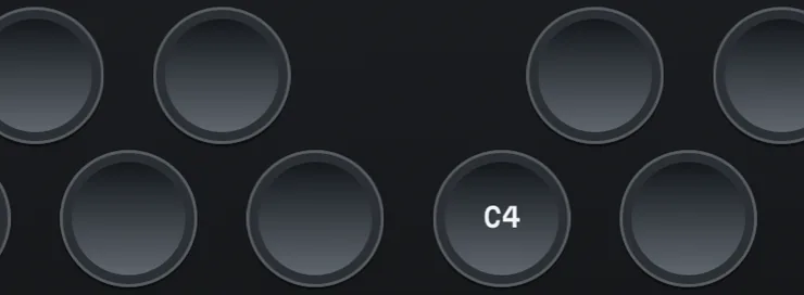 Round keys in two staggered rows on the dark housing, one of them labelled C4.